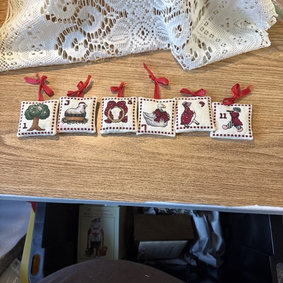 The Unbranded Brand Other - Twelve Days of Christmas cross-stitch ornaments